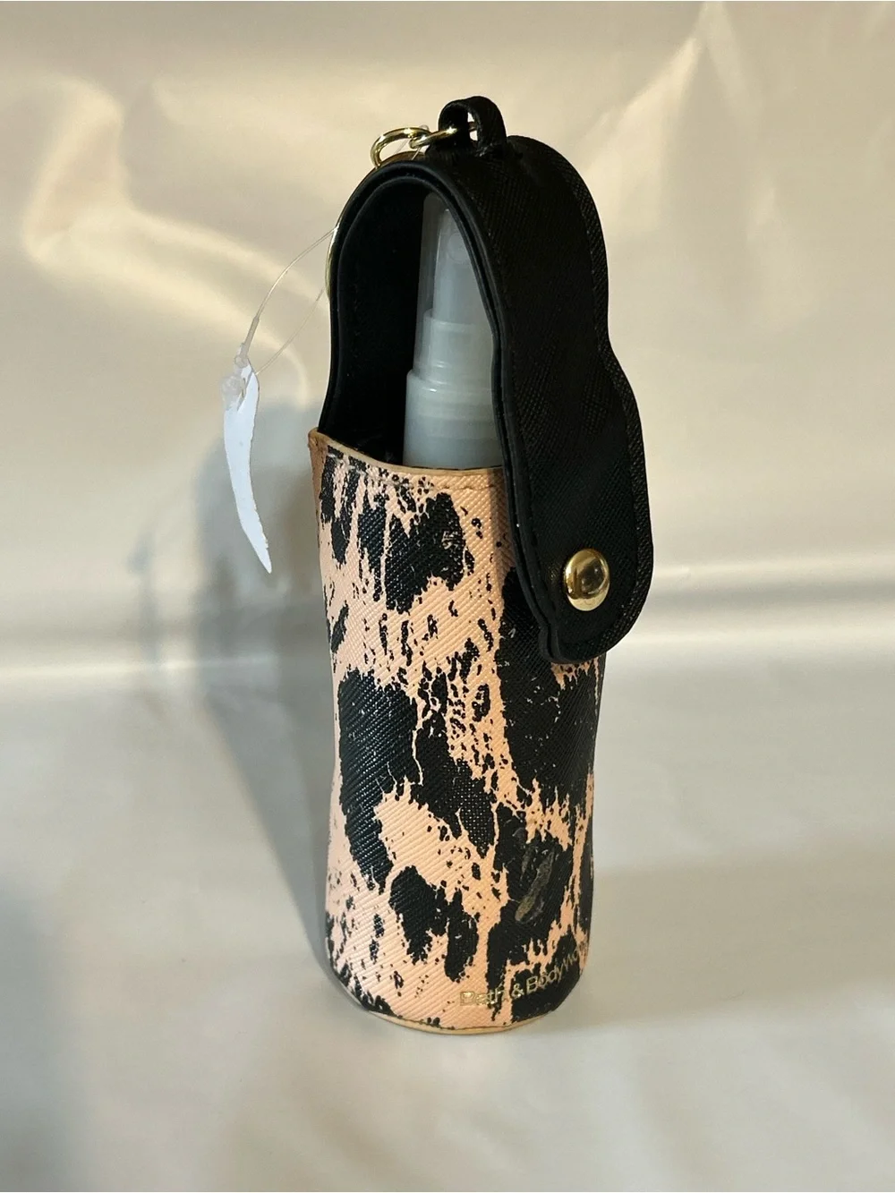 Bath & Body Works Pink and Black Patterned Spray Holder with Key Clip